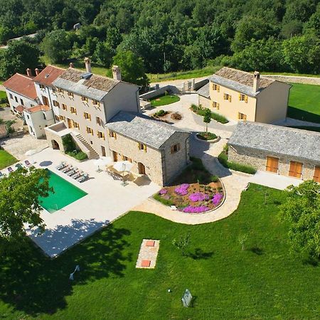 Villa Poropati: Luxury Istrian Estate with Large Pool Groznjan Exterior photo