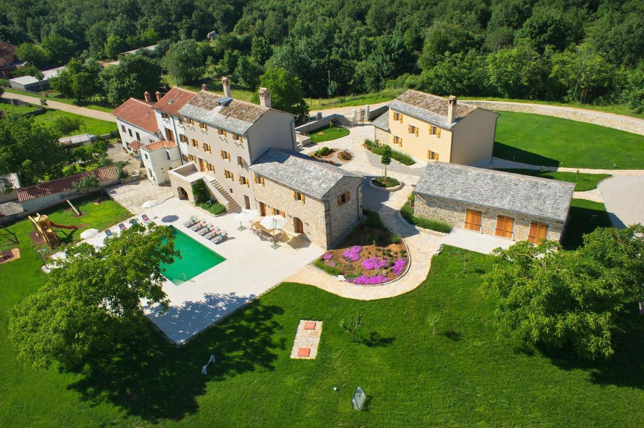 Villa Poropati: Luxury Istrian Estate with Large Pool Groznjan Exterior photo