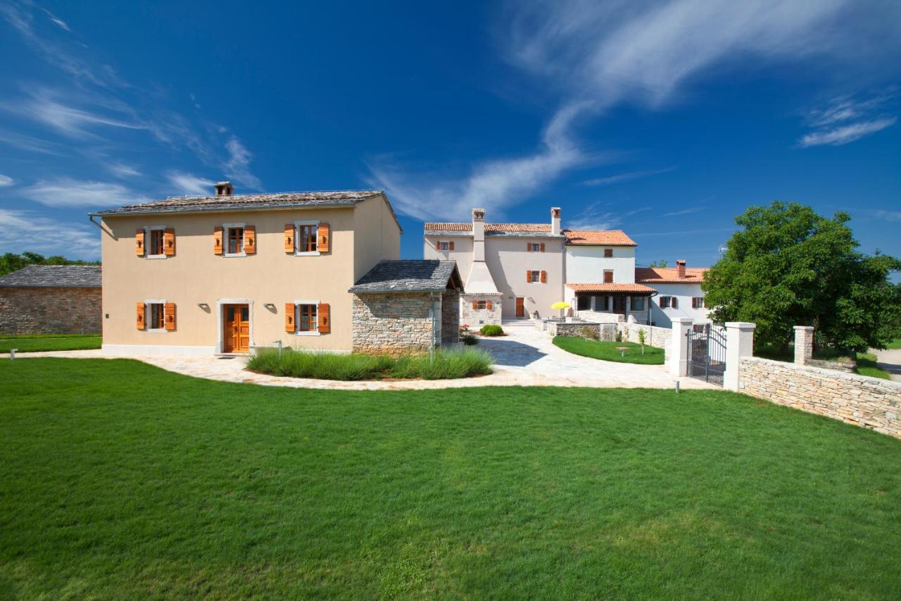 Villa Poropati: Luxury Istrian Estate with Large Pool Groznjan Exterior photo